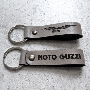 Кожаный брелок с логотипом мотоцикла Moto Guzzi